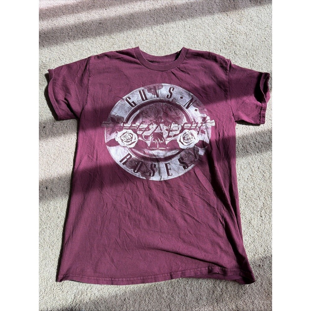 Guns-N-Roses Maroon T-shirt Size Adult Medium - Picture 1 of 6